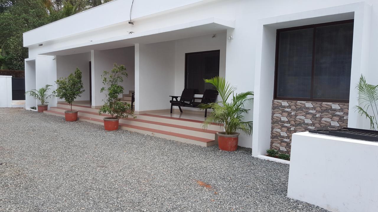 The Rubis Hotel Kottakkal Exterior foto